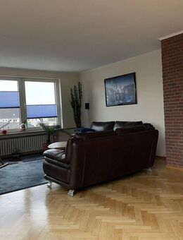 Lichtdurchflutete 2-Zimmer-Wohnung mit sonniger Terrasse, Garage und Stellplatz - Ratingen