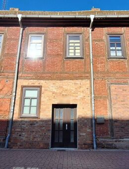 Haus in Aken mit riesigem Grundstück mitten in der Stadt! - Aken (Elbe)