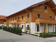 TOP ausgestattete 2 Zimmer EG Wohnung in idyllischer Lage mit Gartenanteil und Terrasse - Dietramszell