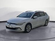 VW Golf Variant, 1.0 Life Golf eTSI Life, Jahr 2022 - Reutlingen