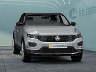 VW T-Roc, 1.0 TSI Style Digital beats, Jahr 2019 - München