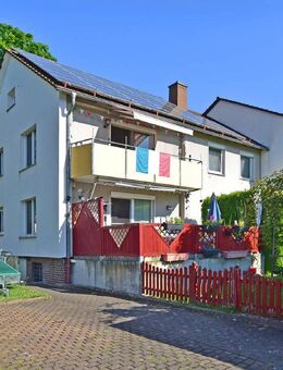 Solides Zweifamilienhaus im Zentrum von Altenbauna - Baunatal