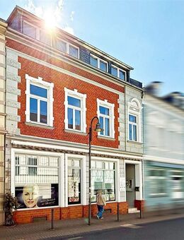 Attraktives Stadthaus: 152 m² Selbst Wohnen über zwei Ebenen + vermietetes Ladenlokal (über 200 m²) - Bad Honnef