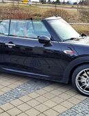 Mini JCW Cabrio schwarz met, HUD, LED, wenig km, Vollausst. in 83677
