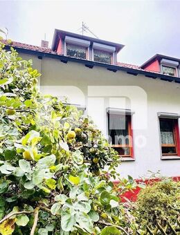 Modernisiertes Einfamilienhaus auf riesigem Grundstück mit Carport und Nebengebäude in idyllischer Lage - Steinheim