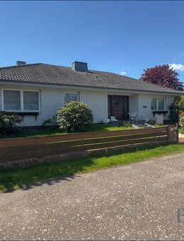 Großzügiger Bungalow mit Einliegerwohnung in beliebter Lage von Sievern - Langen (Landkreis Cuxhaven)