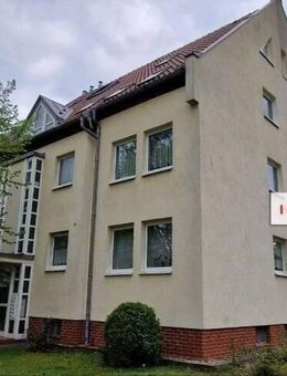 IMMOBERLIN.DE - Attraktive Wohnung mit Balkonloggia in Südrichtung + Tiefgaragenplatz - Falkensee