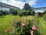 Preis weiter reduziert! Charmantes Einfamilienhaus in Singen Schlatt mit schönem Garten zu verkaufen. - Singen (Hohentwiel)