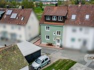 Charmantes Reiheneckhaus in TOP Lage von Vohenstrauß - Moderner Wohnkomfort mit historischen Charme - Vohenstrauß