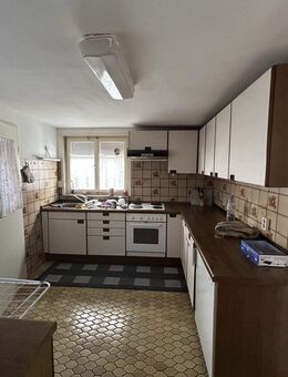 Idyllisch wohnen - zentral verbunden - Hülben