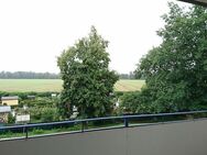 Top sanierte 2-Raum-Wohnung mit Balkon und Blick ins Grüne in der Delle - Riesa