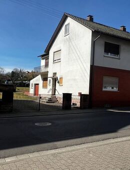 Großes Grundstück - viel Platz innen - ZFH in Mehlingen - Mehlingen