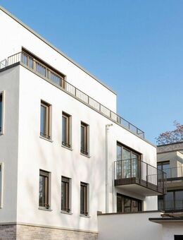 Hochwertiges Penthouse mit direktem Wohnungsaufzug und vier Zimmern - Frankfurt (Main)