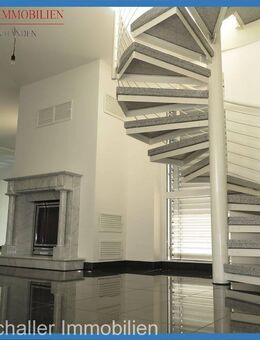 Luxus auf zwei Ebenen - Penthouse mit 4,5 Zimmern, Dachterrasse & Wintergarten - Fürth