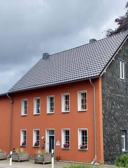 Komplett saniertes und renoviertes Anwesen in Alleinlage mit 2 Wohneinheiten und 2 Ferienwohnungen - Monschau