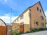 Leben auf dem Land - Landw. Anwesen mit 2-Fam. Haus in Müdesheim zu verkaufen - Arnstein (Bayern)