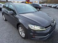 VW Golf, 2.0 TDI VII IQ-DRIVE PARKLENK PDCvo hi LANE BLIND-SPORT AUSPARKASSIST, Jahr 2020 - Boxberg (Baden-Württemberg)