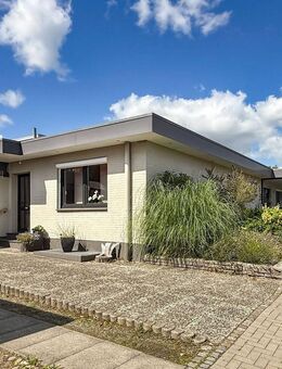 Modernes Wohnen und Wohlfühlen – Bungalow mit Wellnessoase, Solaranlage und stilvollem Ambiente - Flensburg