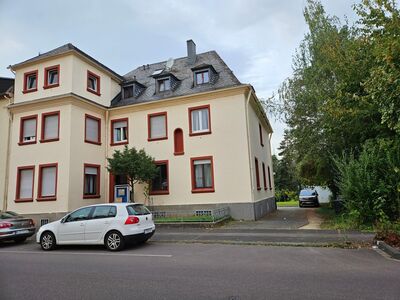 Einseitig angebautes 5 Familien-Wohnhaus in Konz/Karthaus