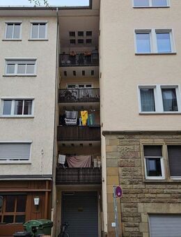 Stuttgart West! Eigener Stellplatz mit Wohnung inkl. Balkon - Stuttgart