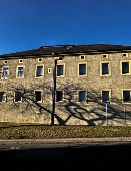 "Denkmalgeschütztes Wohnhaus mit Seitengebäude - Dresden