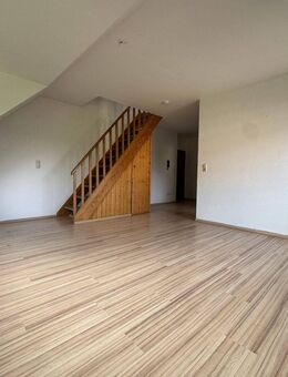 Schöne 3-Zimmer-Wohnung in ruhiger Lage - Lauenburg (Elbe)