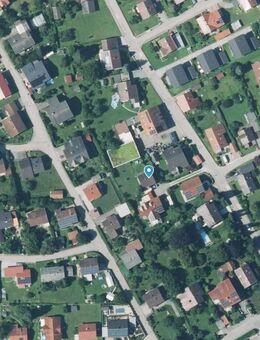 Wohnen in ruhiger Lage: Grundstück mit Altbau zur Sanierung oder Neubebauung - Ruhstorf (Rott)