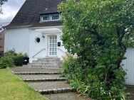 Top gepflegtes Ein-Zweifamilienhaus mit einem großen Garten in ruhiger Lage in Witten - Witten
