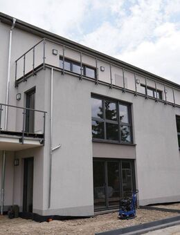 * Seniorengerechte Wohnanlage in Peine * - moderne 3-Zi.-Wohnung mit Balkon u. Stellplatz - Peine