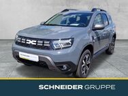 Dacia Duster, Journey TCe 150 Multiview, Jahr 2024 - Hof