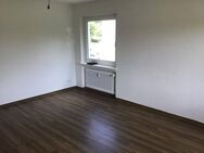 Gemütliche 2-Zimmer-Wohnung mit Ausblick ins Grüne - Iserlohn