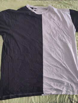 T-Shirt Gr. XXL Schwarz Weiß Urban Classics - Offenburg