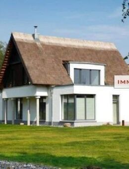 IMMOBERLIN.DE - Investmentperle auf Usedom! Exquisites Ferienhaus beim Ostseestrand - Karlshagen