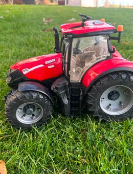 Bruder Traktoren und Zubehör - Argenbühl