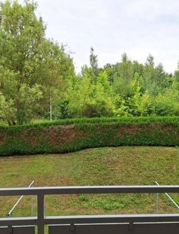 2 - R - Komfortwohnung mit Balkon, Lift und Stellplatz in Bieblach-Ost zu vermieten ! - Gera