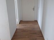 Schöne 2-Zimmer Wohnung Stadtgrenze Nürnberg/Fürth mit Balkon - Nürnberg