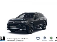 VW Tiguan, 1.5 eTSI OPF R-Line IQ Light Komfortpaket, Jahr 2022 - Walsrode