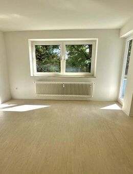 Helle Erdgeschoss-Wohnung mit Wannenbad und Balkon frei! - Gütersloh