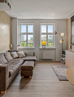 Stilvolle 2,5-Zi. mit Süd-Balkon, Aufzug & ruhiger Ausrichtung - Berlin