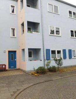 Sehr schöne 1-Zimmer-Wohnung mit großer Wohnküche und 2 Balkonen - Duisburg