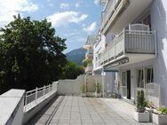 Wohntraum! Exklusive 2-Zimmerwohnung mit großer Dachterrasse am Ortenaupark - Bad Reichenhall