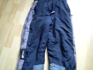 Skihose, Schneehose Gr. 140 und Winterjacken - Bonn