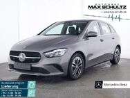 Mercedes B 200, PROGRESSIVE el HECKKL, Jahr 2023 - Erfurt