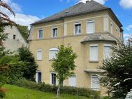 Objekt-Nr.: 116/23 - vermietete und sanierte Stadtvilla mit modern ausgestatteten 6 ETW in Crimmitschau - Crimmitschau