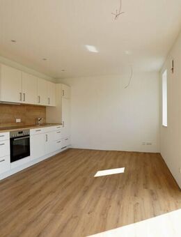 Erstbezug nach Sanierung: Moderne 2-Zimmer-Wohnung im Dachgeschoss - Sittensen