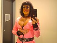 Reife Crossdresserin sucht Männer ! - Rendsburg