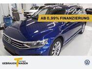 VW Passat Variant, 2.0 TDI R-LINE, Jahr 2021 - Remscheid