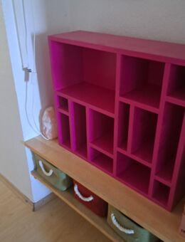 Selbst gebauter schrank pink - München