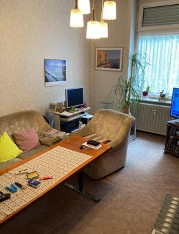 Eigennutzer aufgepasst! Leere 3-Zi.Whg. in Stilaltbau mit Balkon u. kleinem Hof am Günthersburgpark - Frankfurt (Main)