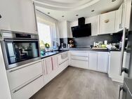 Beeindruckende Maisonettwohnung mit 2 Balkonen + Sauna + Fußbodenheizung+ vielen Extras in Top Lage! - Holzminden